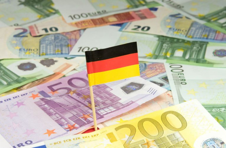 Wie ist Deutschlands Handelsbilanzüberschuss zu verstehen: Nutzen sie den schwachen Euro aus?
